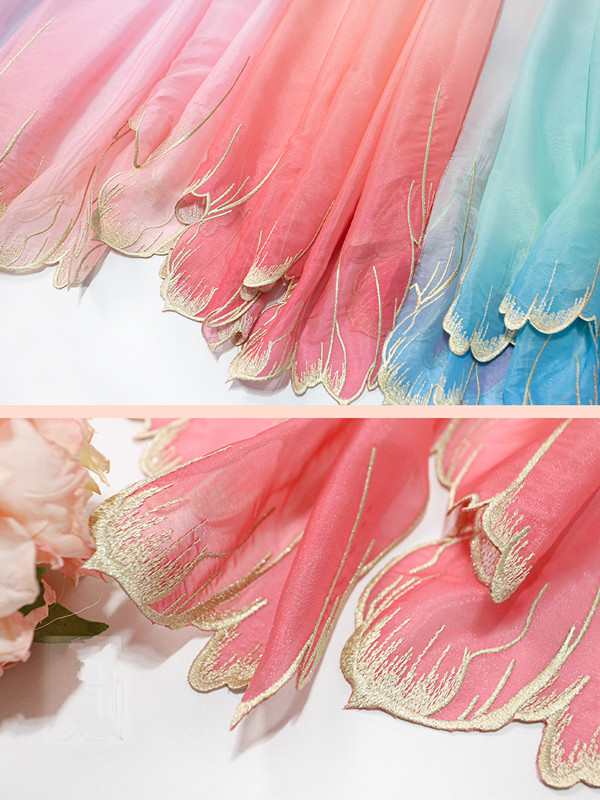 Embroidery Gradient - Мягкая ткань с вышивкой зеленого и