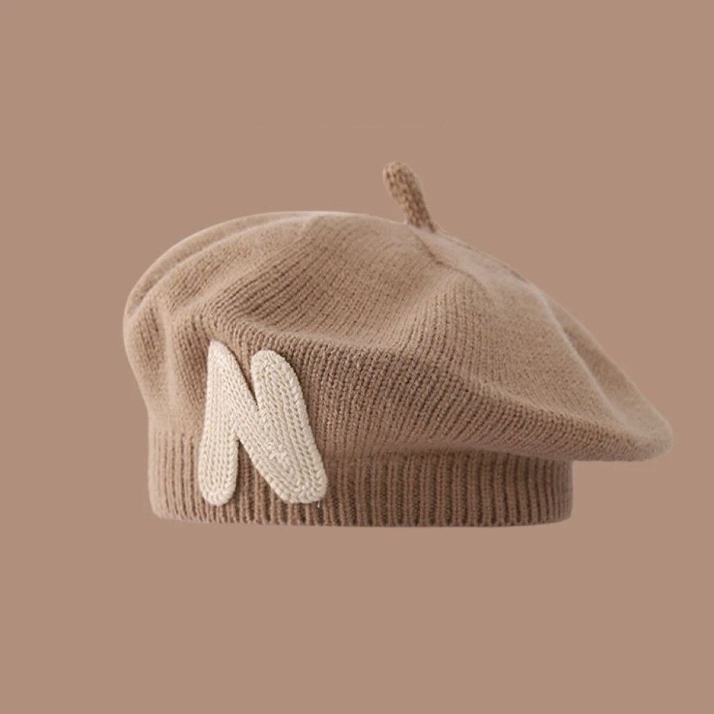Модный берет с вышивкой букв N – обзор и цена Embroidery Letter N