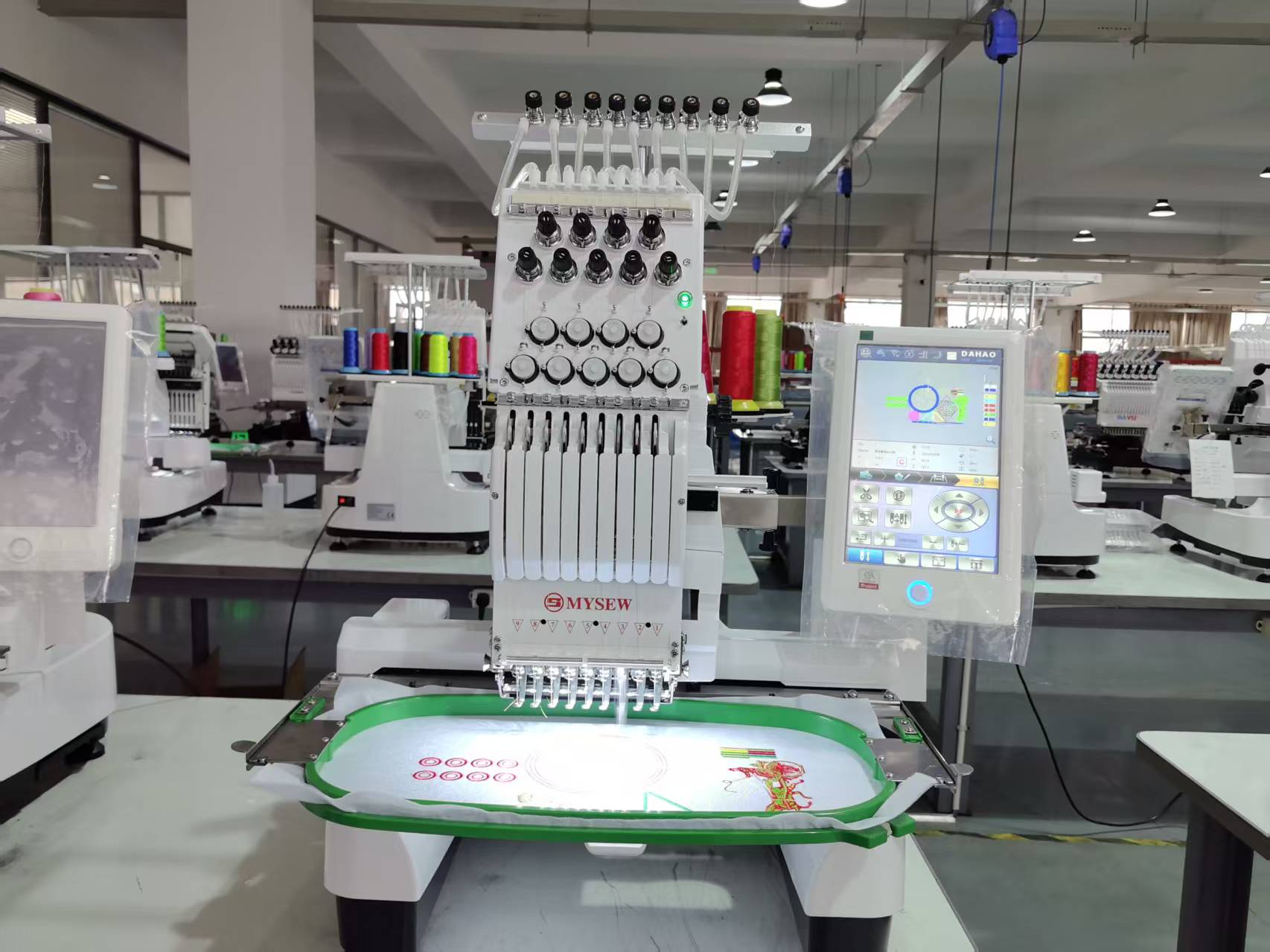 Автоматическая одноголовочная  – обзор и цена Embroidery Machine Computerized